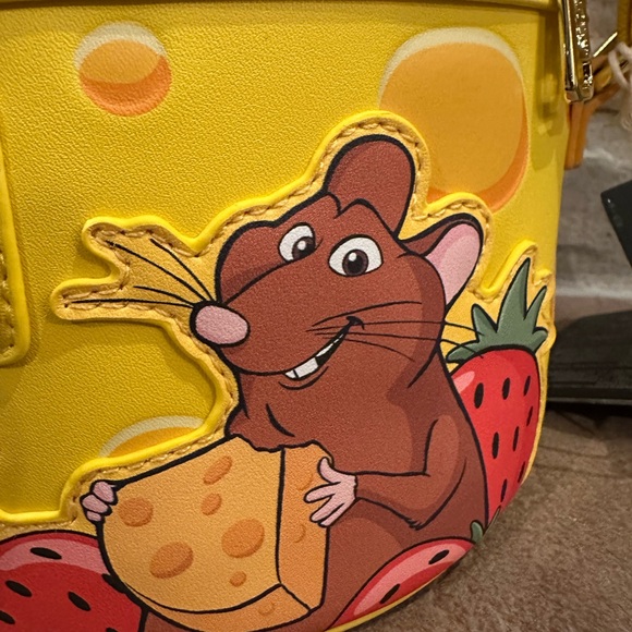 Loungefly Remy Purse 🧀 - Picture 6 of 8